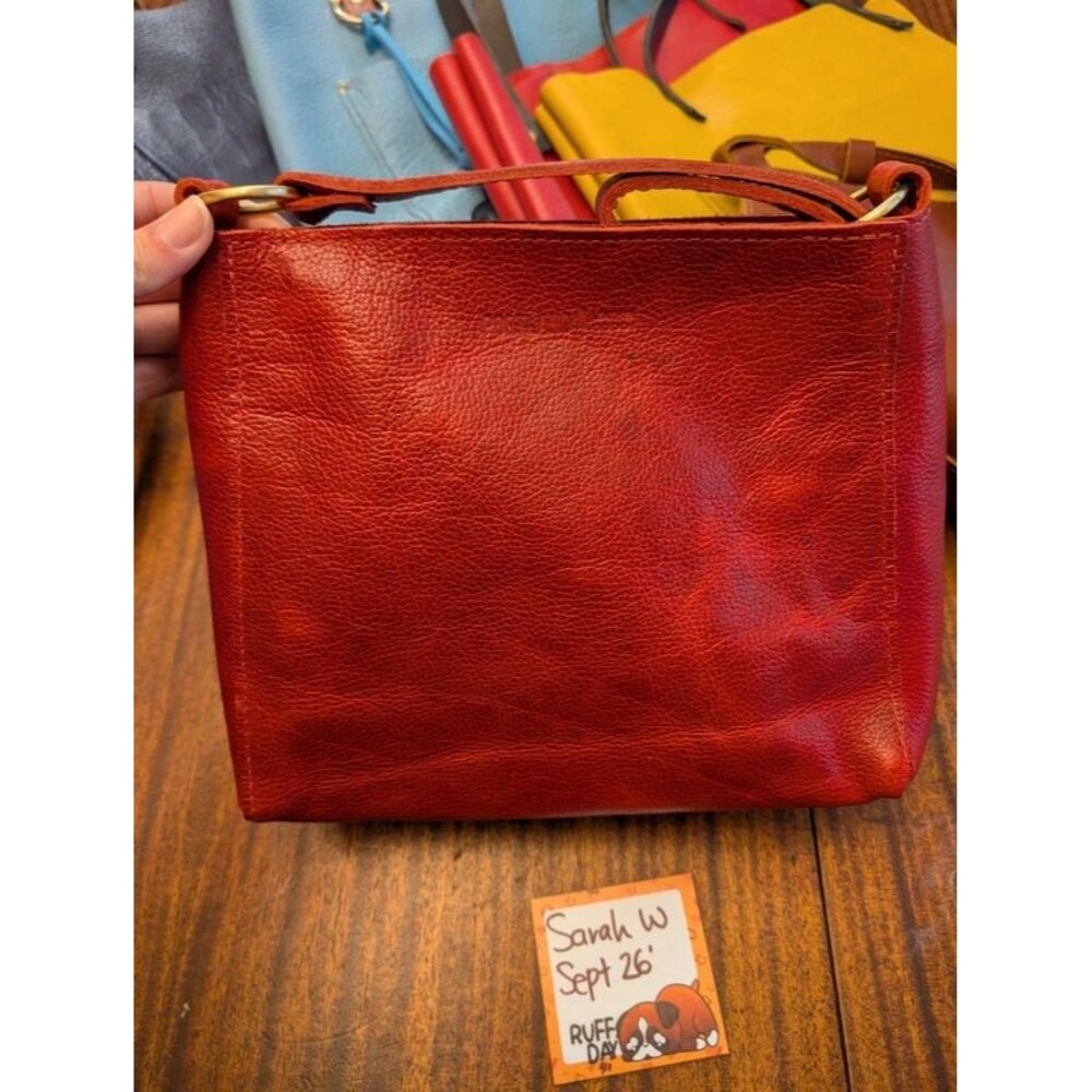 PLG chili triangle bag